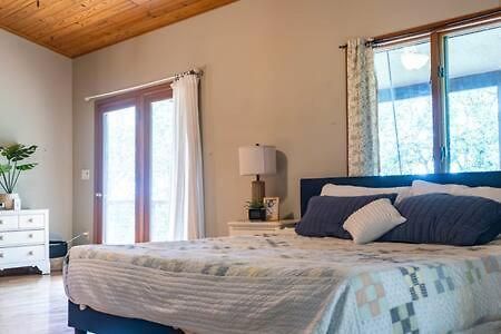 Monterey Cozy 2 Bedroom Cabin Nestled In Wooded Hideaway מראה חיצוני תמונה