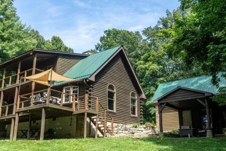 Monterey Cozy 2 Bedroom Cabin Nestled In Wooded Hideaway מראה חיצוני תמונה